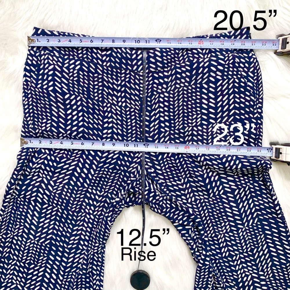 SOLD-NWOT Loft Navy Blue Cropped Wide Leg Pants - Picture 5 of 6